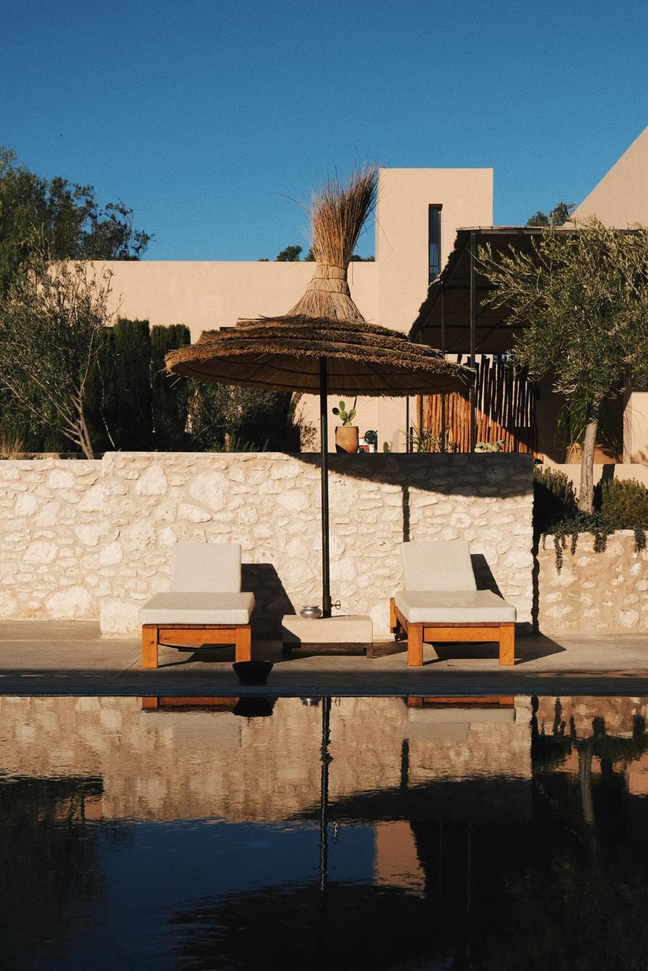 Dar Almajula Guest house *